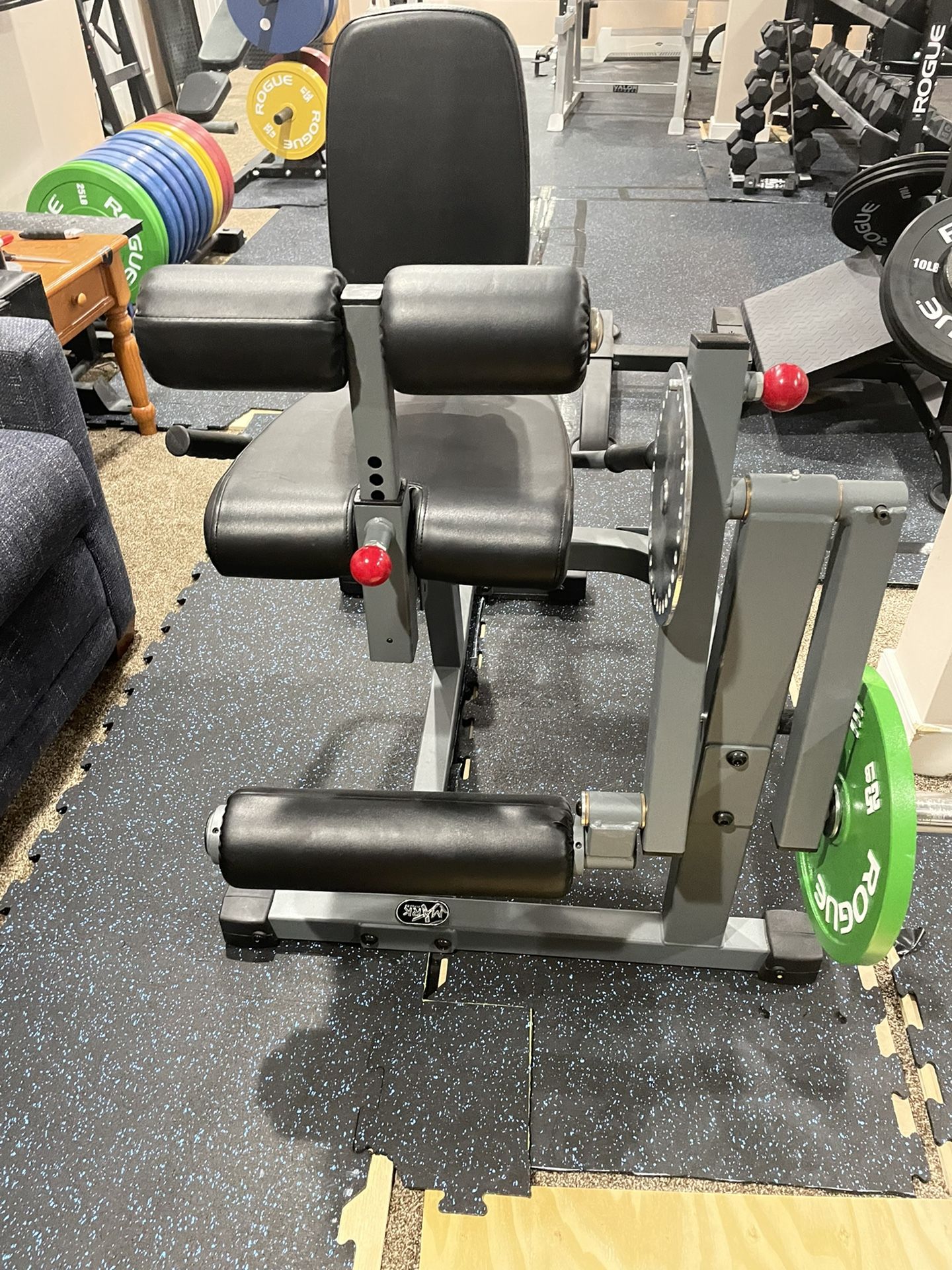 XMark leg Curl Leg Extension Machine XMark Seated Calf Raise
