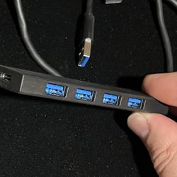 Acer 5 In 1 3.0 USB Hub $5