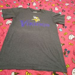 NFL Team Apparel Teeshirt Size Small Adults Vikings Number 28 Peterson 