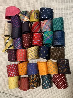 Ties 100%silk TOP BRANDS.. ask for price & brands Miami shores area
