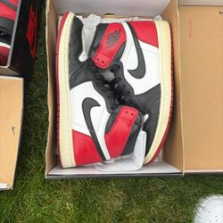 Jordan 1 High ‘Black Toe’ (2016)