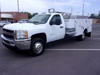 2012 Chevrolet Silverado 3500 HD Regular Cab & Chassis