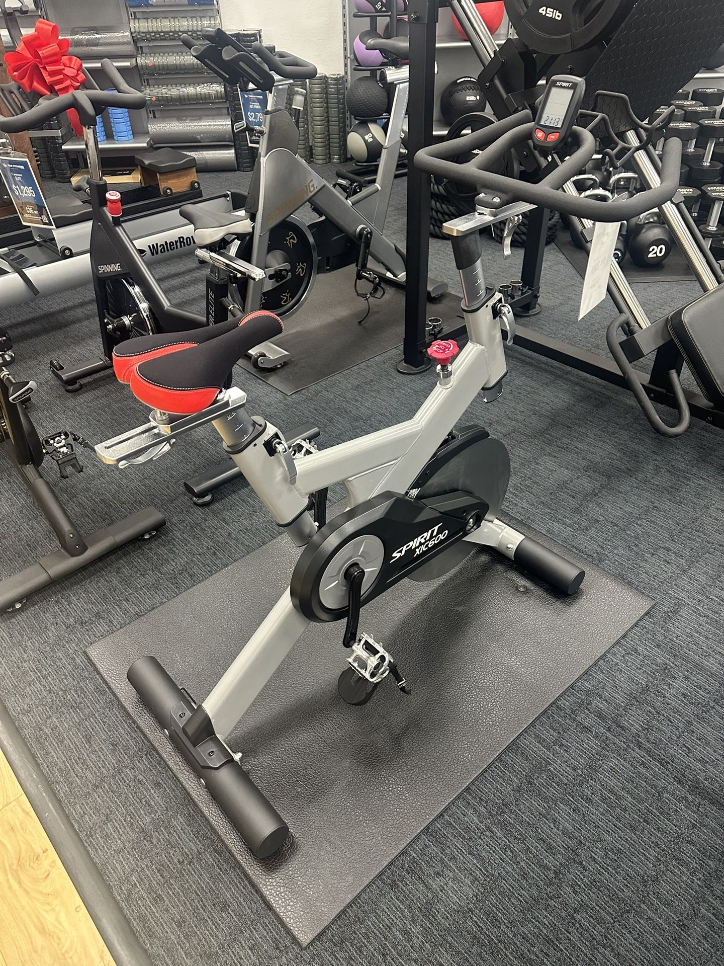 Spirit XIC600 Indoor Cycle