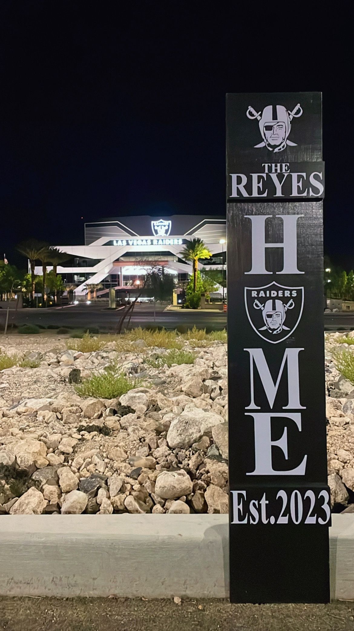RAIDERS HOME SIGN / NFL