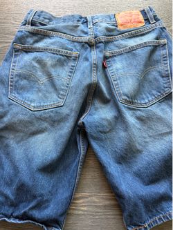 Men’s Levi shorts waist 32