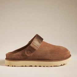 NWT UGG Goldenstar Clogs SIZE 7