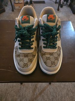 Mens Nike Shoes Used Size 11US