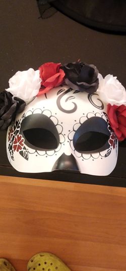 Day of the Dead Sugar Skull Mask with Roses