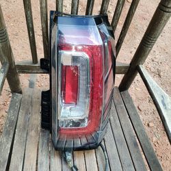 Right Hand Tail Light For 2015 To 2020 GMC Yukon
