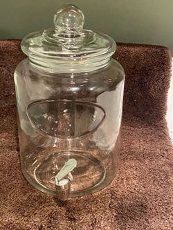 2 Beverage Dispensers