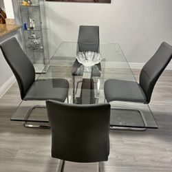 Dining Chairs 