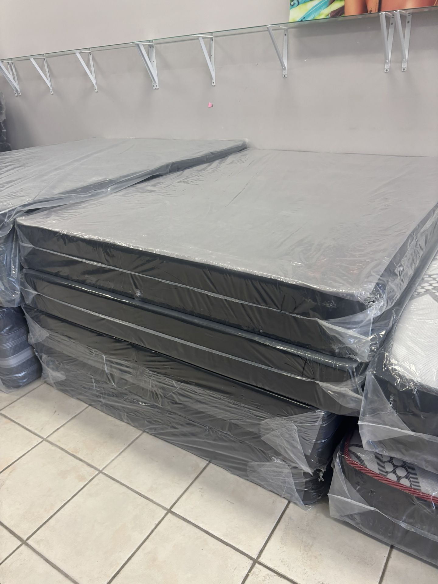 Full & Queen Box Springs 