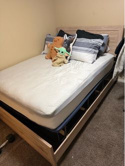 Queen bed