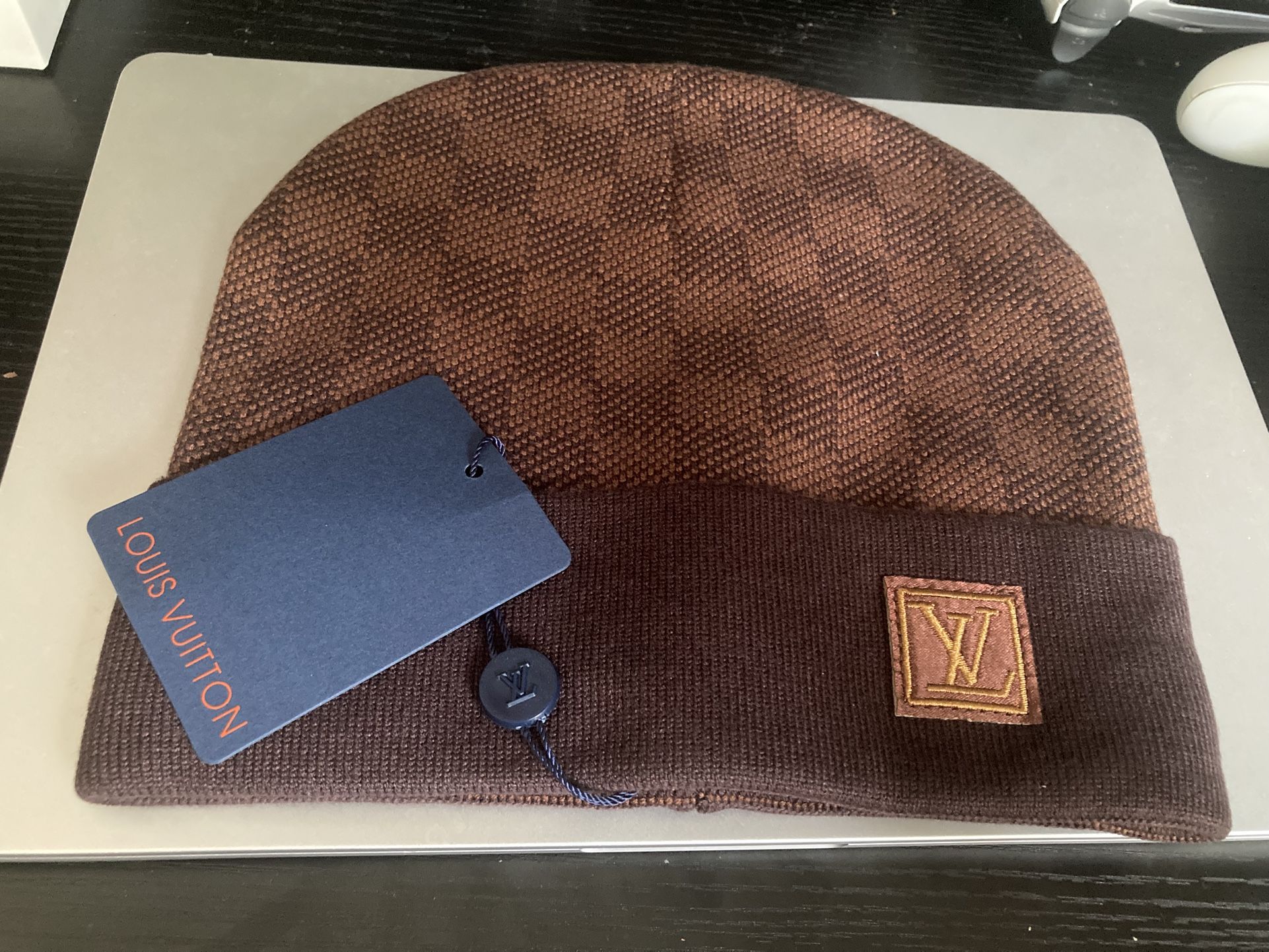 LV beanie