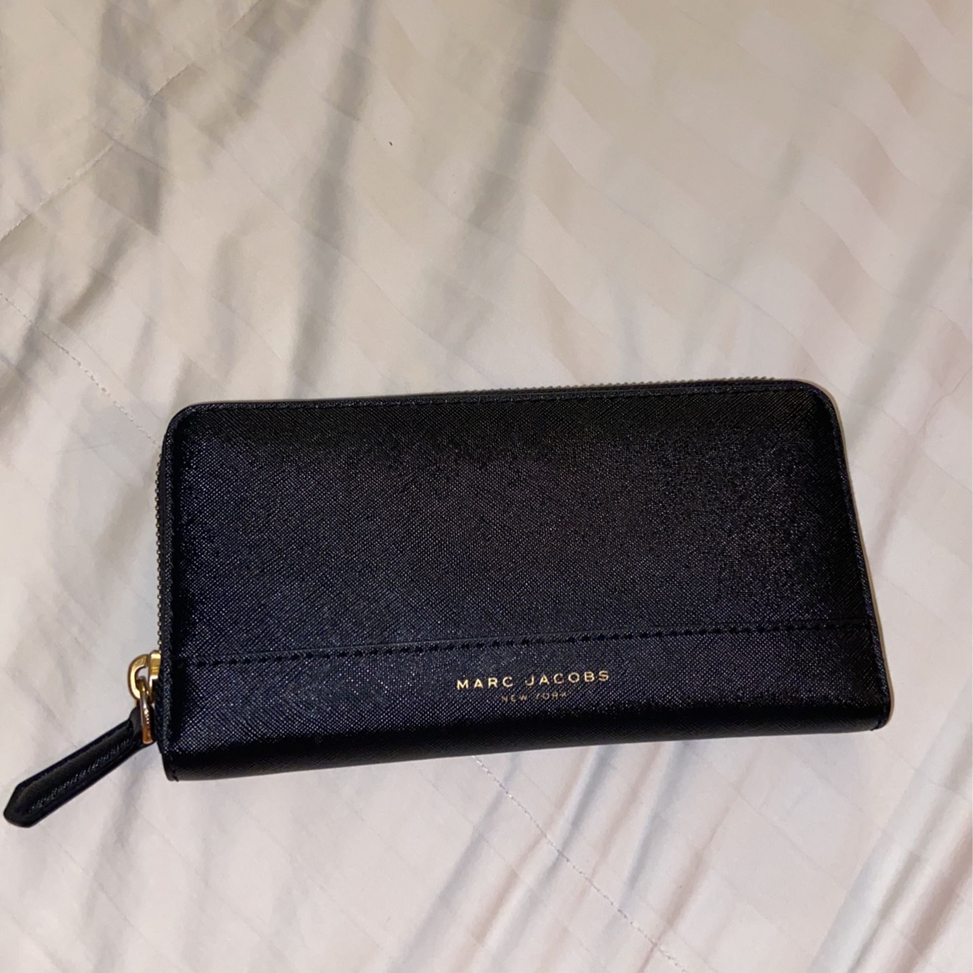 MARC JACOBS Wallet In Excellent Condition 