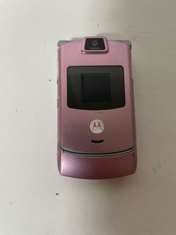 Motorola razor with no charger works