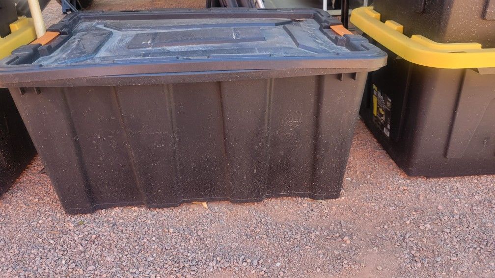 Storage Containers 