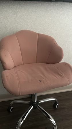 PINK CHAIR FOR SALE!