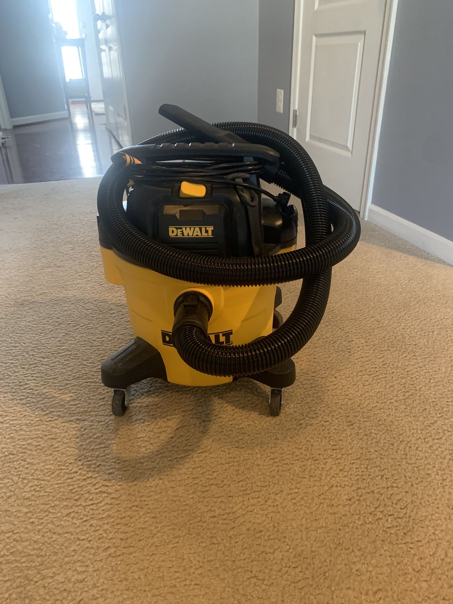 Wet And Dry Vacuum Cleaner for Sale in Frederick, MD OfferUp