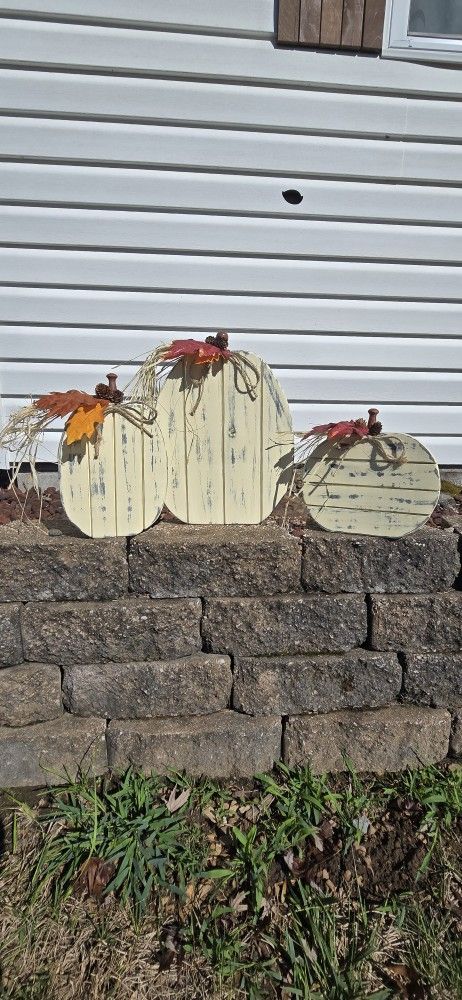 Rustic Pumpkin Decor