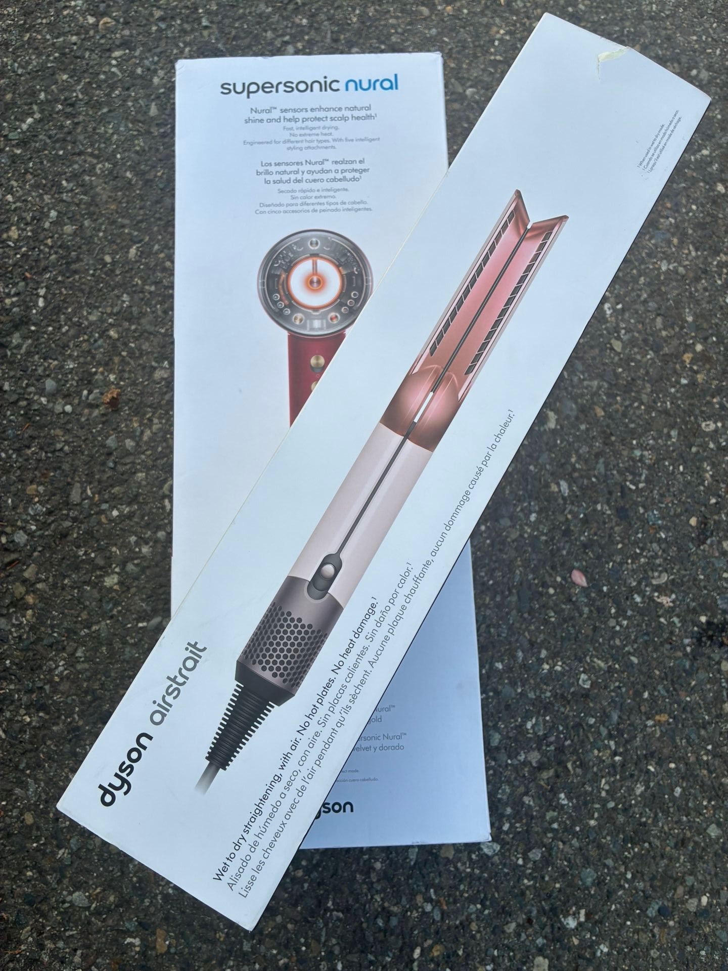 Dyson Airstrait Wet To Dry Straightner & Dyson Supersonic Nural