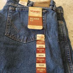 3 Wrangler Jeans 40x30 Relaxed Fit Brand New. 