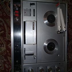 Sony TapeCorder TC-540 Reel to Reel Solid State Stereo Tape Recorder Player. 