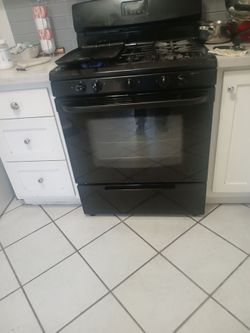 Black Gas Range Stove with Oven