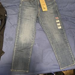 Women Levi’s Pants 
