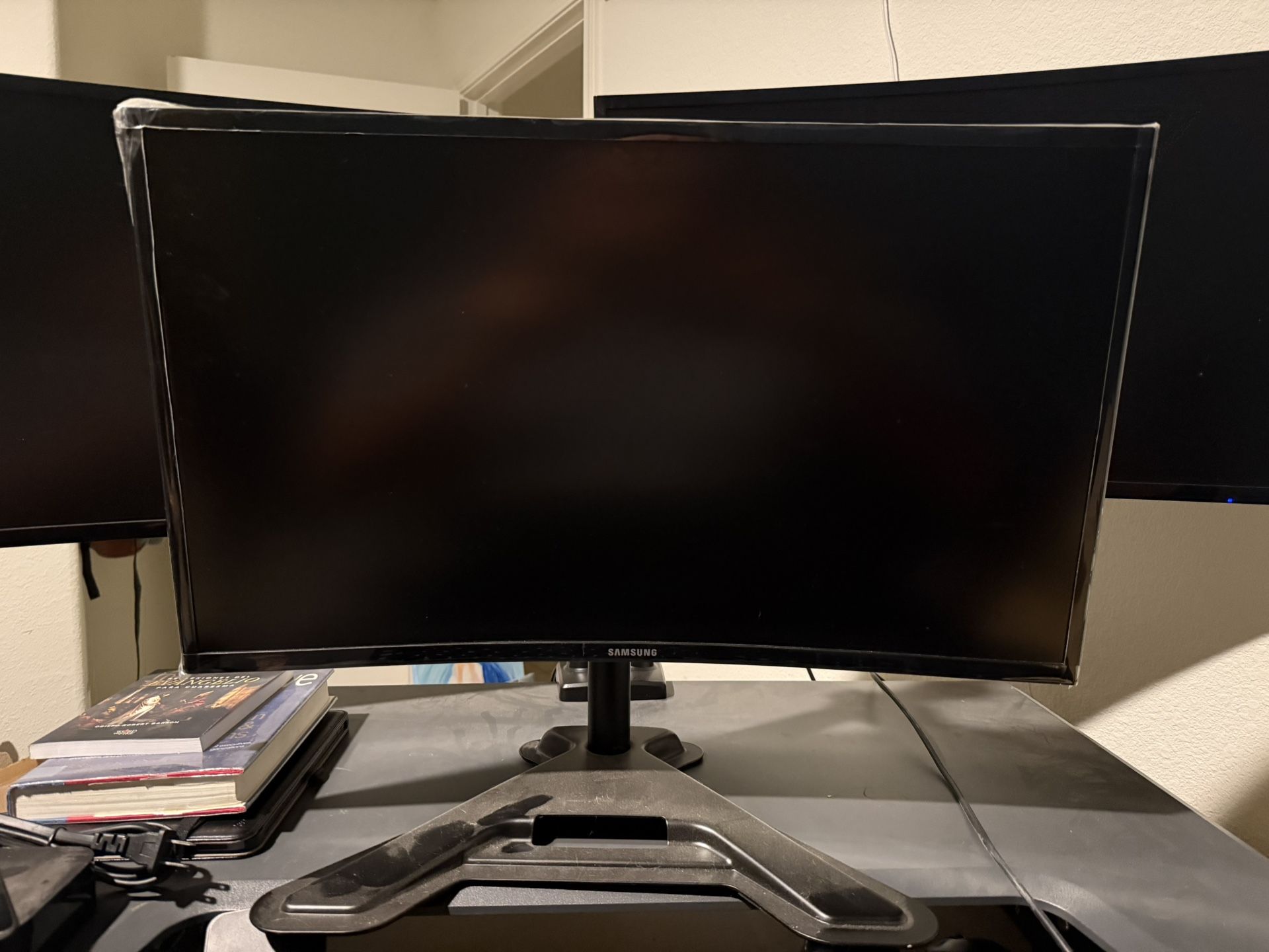 27” Samsung Curved Monitor