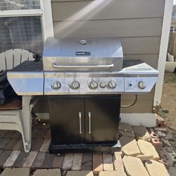 FREE GRILL (MUST PICK UP) 