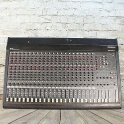 Mackie 24-4 bus mixer