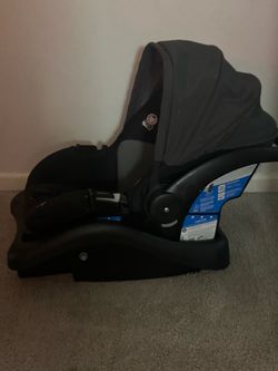 Infant car seat