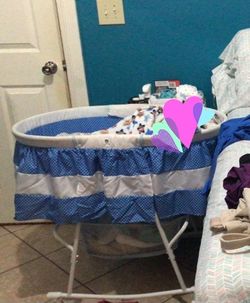 Moises / Bassinet