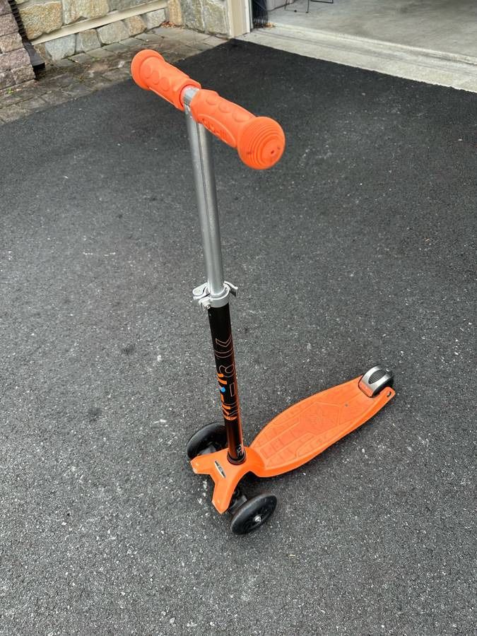 Micro Kickboard Maxi