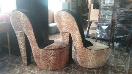 Sitting shoes