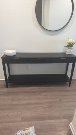 Entryway table