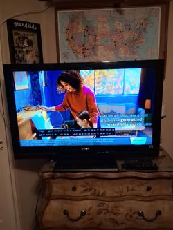 40" Sony LCD TV