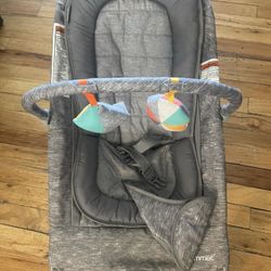 Summer Infant Bouncer Rocker 2 In 1 