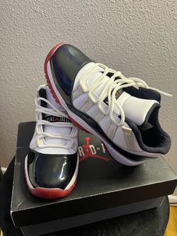 Air Jordan 11 Retro white university / red black