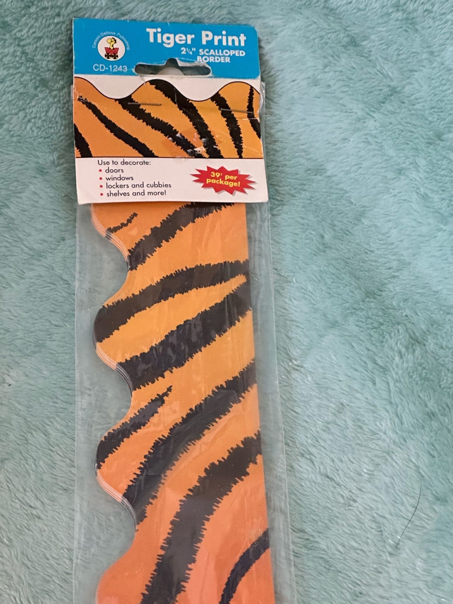 Carson-Dellosa Tiger Print Scalloped Border 2.25"