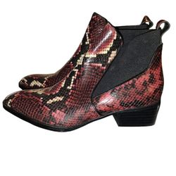 Naturalizer Hailey Chelsea Boots 