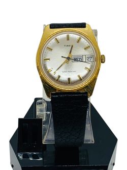 Vintage 1970s Timex Marlin Day-Date Mens Watch ( Mod: 27(contact info removed)7 )