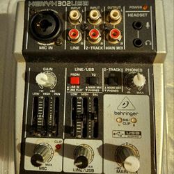 Behringer Xenyx 302USB - PERFECT CONDITION 