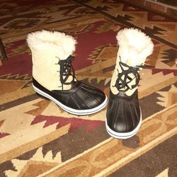 MODERNO BOOTS SIZE 11 GOOD CONDITION $25