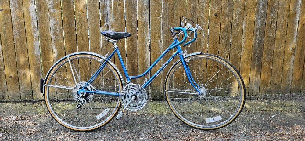 Vintage 70's Schwinn Bike