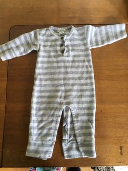 Violet + Moss 12-18 M Organic Cotton Body Suit