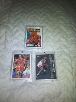 3 Michael Jordan  and Larry Bird cards