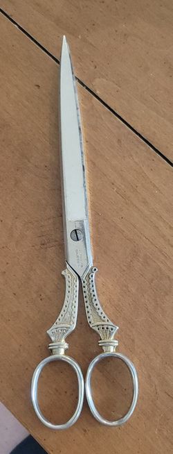 Vintage Scissors 9"
