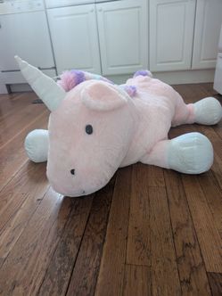 Oversized unicorn